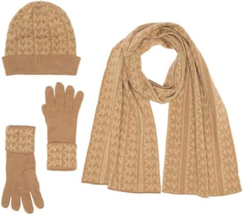 Amazon.com: Michael Kors Hat And Scarf Set.